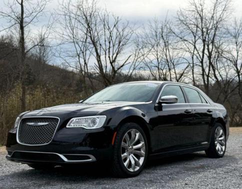 2018 Chrysler 300 Touring