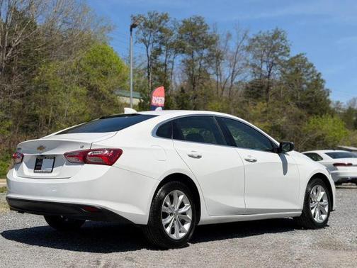 White 2020 Chevrolet Malibu LT