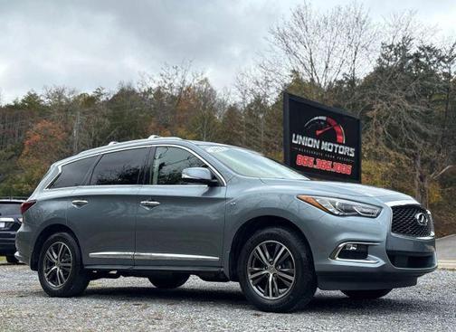 2017 INFINITI QX60 Base