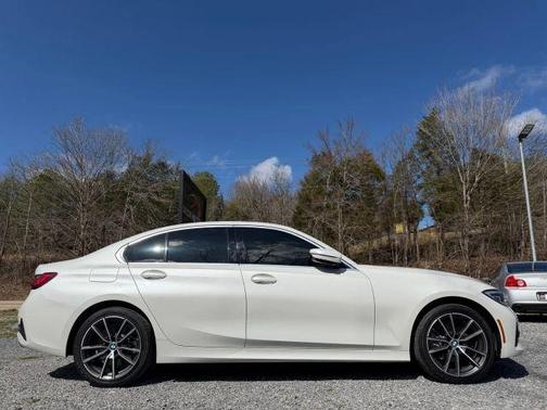 2020 BMW 330 i xDrive