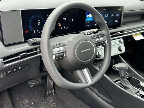 Shimmering Silver 2026 Hyundai TUCSON SEL