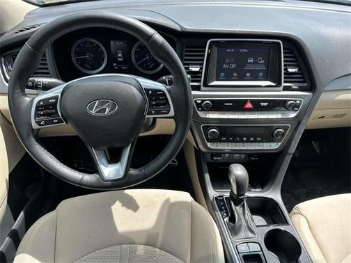2019 Hyundai SONATA SEL