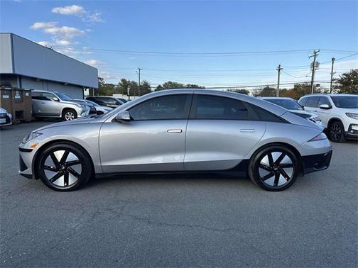 2025 Hyundai IONIQ 6 SE
