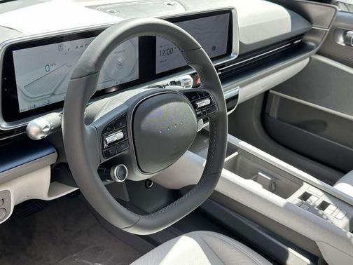 2025 Hyundai IONIQ 6 SEL