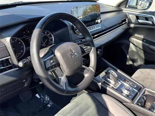 2024 Mitsubishi Outlander SE 2.5 2WD