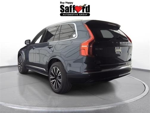 2023 Volvo XC90 Recharge Plug-In Hybrid T8 Core Bright Theme