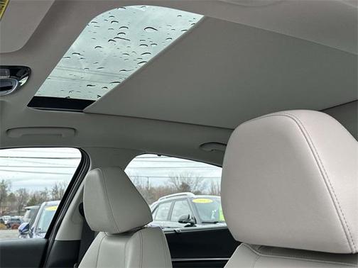 2023 Hyundai SONATA Hybrid Limited