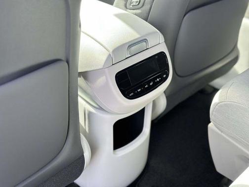 2026 Hyundai IONIQ 9 SE