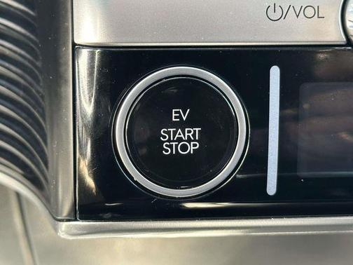 2023 Hyundai IONIQ 5 SE