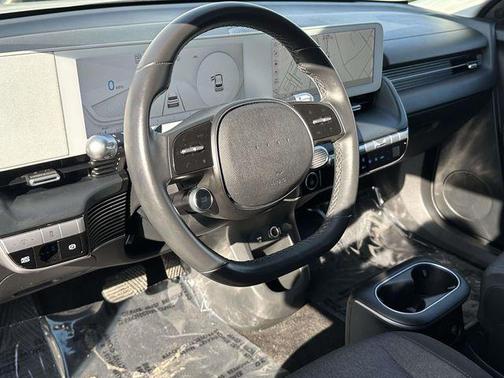 2023 Hyundai IONIQ 5 SE