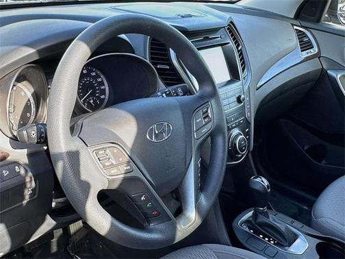 2019 Hyundai Santa Fe XL SE