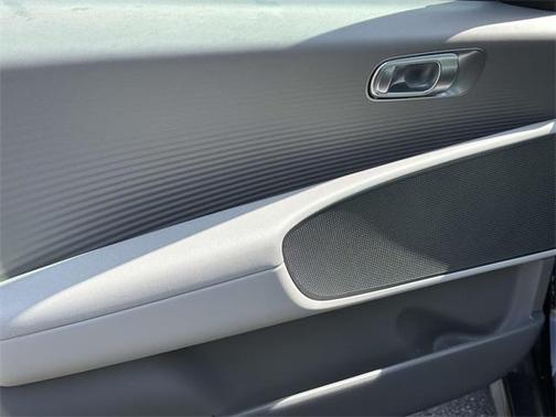 2025 Hyundai IONIQ 6 SE