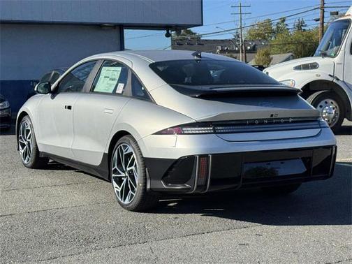 2025 Hyundai IONIQ 6 SEL