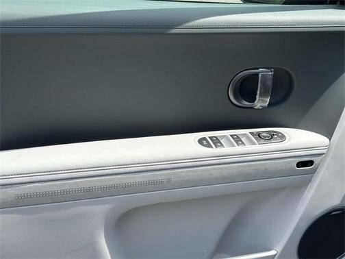 2025 Hyundai IONIQ 5 Limited