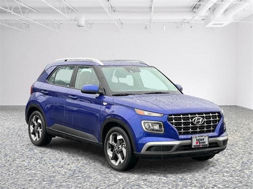 2022 Hyundai VENUE SEL