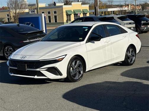 2025 Hyundai ELANTRA Sport