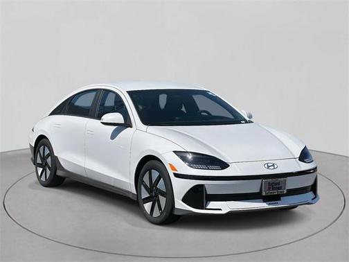 2025 Hyundai IONIQ 6 SE