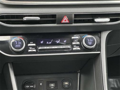 2022 Hyundai SONATA SEL