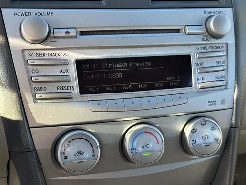 2010 Toyota Camry LE