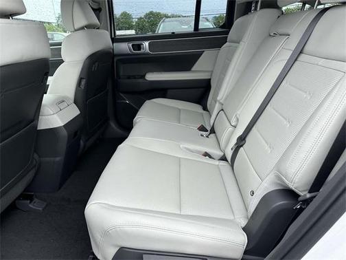 2025 Hyundai SANTA FE Limited