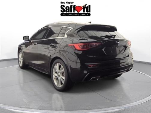 2018 INFINITI QX30 Premium