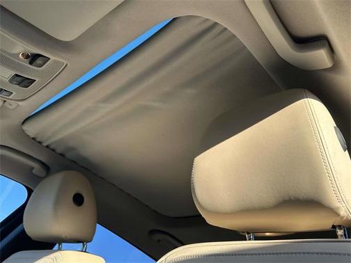 2018 INFINITI QX30 Premium