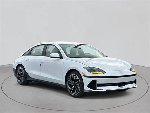 2025 Hyundai IONIQ 6 SE