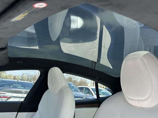 Pearl White Multi-Coat 2023 Tesla Model S Standard Range