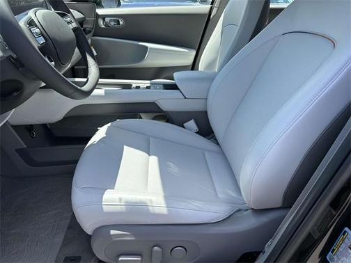 2025 Hyundai IONIQ 6 SEL