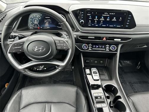 2022 Hyundai SONATA Limited