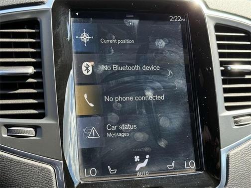 2020 Volvo XC90 T6 Momentum