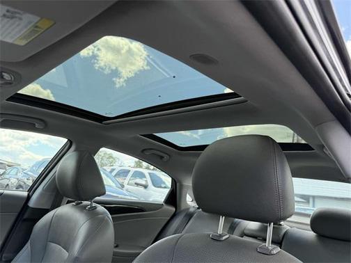 2014 Hyundai SONATA Limited