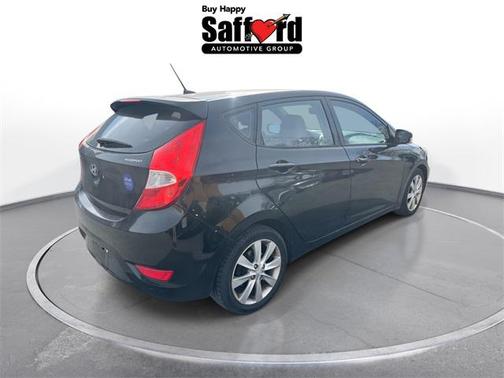 2013 Hyundai Accent SE