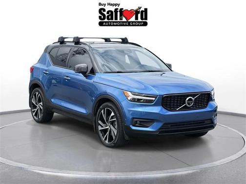 2021 Volvo XC40 T5 R-Design