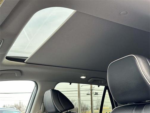 2023 Honda Pilot AWD Elite