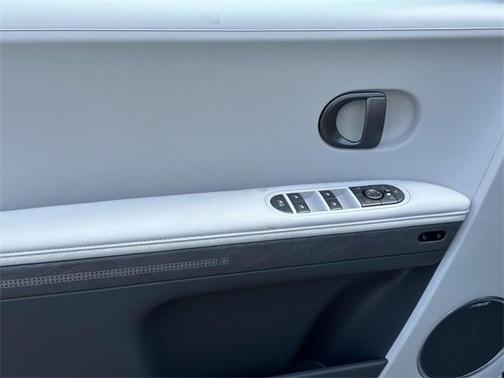 2025 Hyundai IONIQ 5 Limited