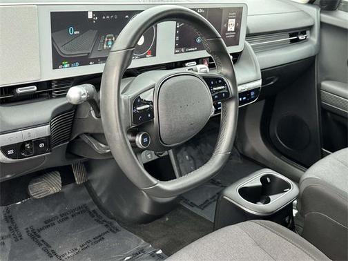 2024 Hyundai IONIQ 5 SE