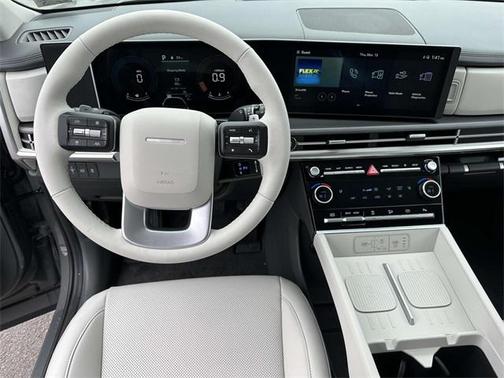 2025 Hyundai SANTA FE SEL 2.4