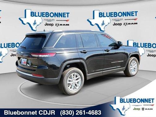 Diamond Black 2026 Jeep Grand Cherokee Laredo