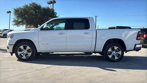 2022 RAM 1500 Laramie Crew Cab 4x4 57' Box