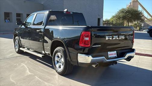 2025 RAM 1500 Lone Star Crew Cab 4x2 64' Box