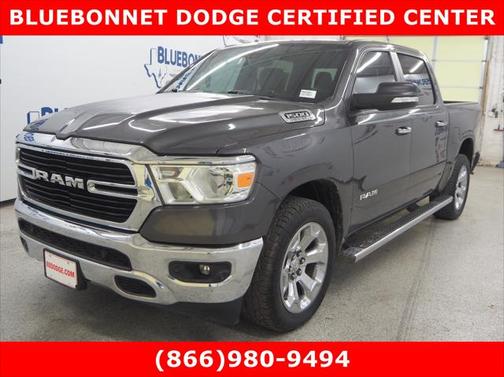 2020 RAM 1500 Lone Star Crew Cab 4x2 57' Box