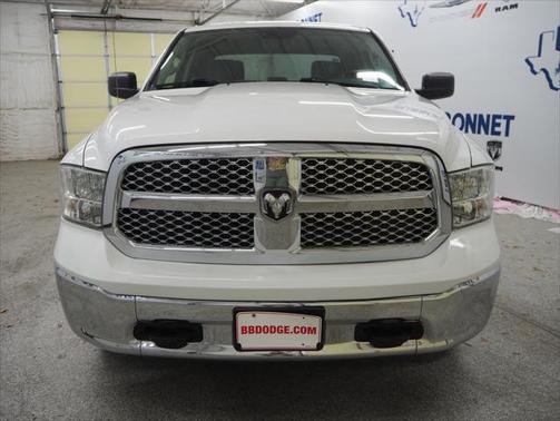 2019 RAM 1500 Classic Tradesman Crew Cab 4x4 64' Box