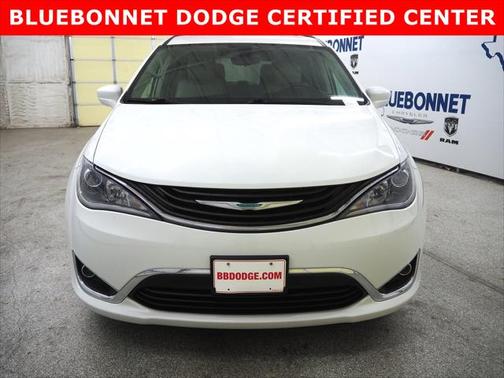 2018 Chrysler Pacifica Hybrid Touring L