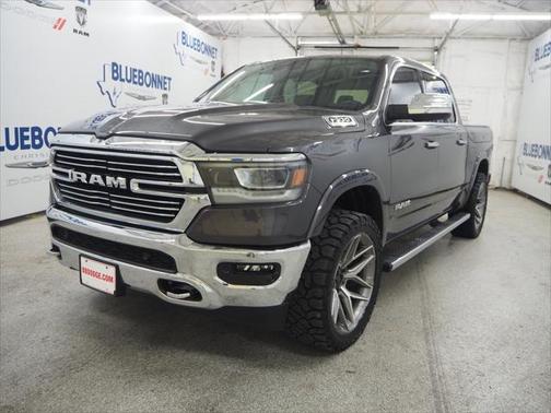 2022 RAM 1500 Laramie Crew Cab 4x4 57' Box