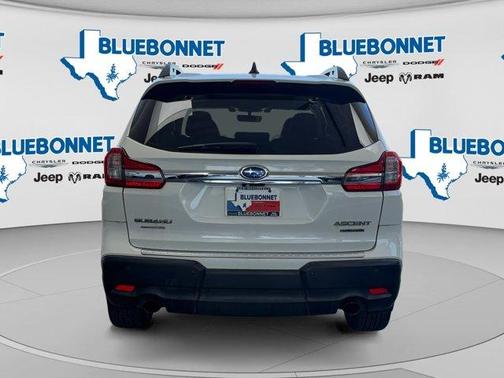 Crystal White Pearl 2021 Subaru Ascent Limited 8-Passenger