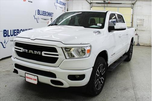 2020 RAM 1500 Lone Star Crew Cab 4x4 57' Box