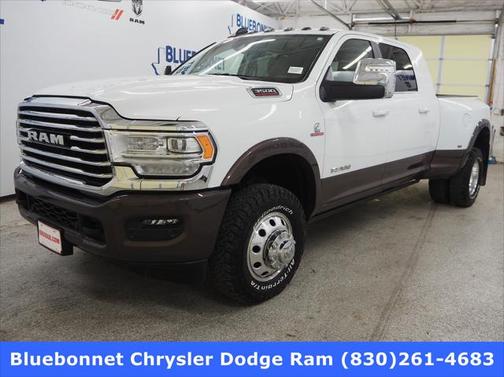 2024 RAM 3500 Limited Longhorn Mega Cab 4x4 64' Box