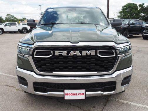 2025 RAM 1500 Tradesman Crew Cab 4x2 57' Box