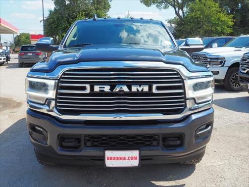 2021 RAM 2500 Laramie Crew Cab 4x4 64' Box